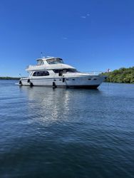 60' Carver 2006 Yacht For Sale